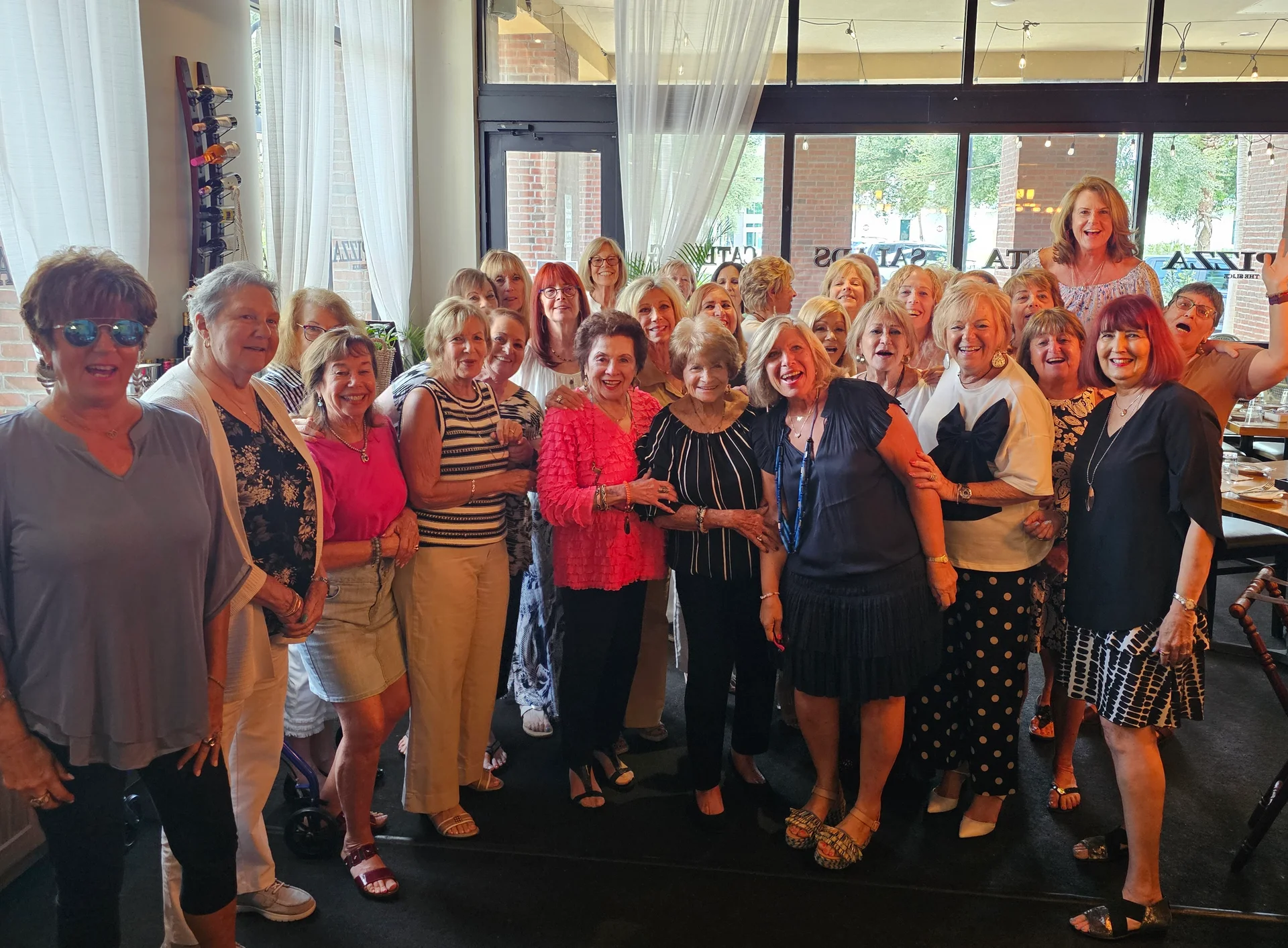 Sole Mio Kitchen & Bar Interior